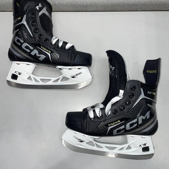 CCM Tacks XF70 Junior Ice Hockey Skates – Black – Size US 2 Regular - Picture 4 of 5